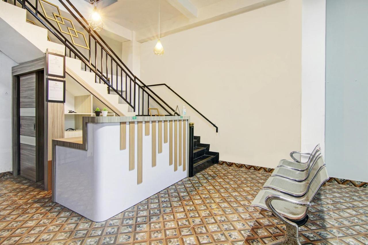 OYO 90704 Nabila Residence Syariah Padang (Sumatra) Exterior foto